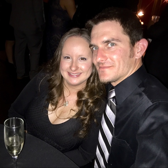 Jennifer, the savvy shopaholic 🥥🌴🌺☀️🌊🐠🏖⛵️ - Picture 3 of 8